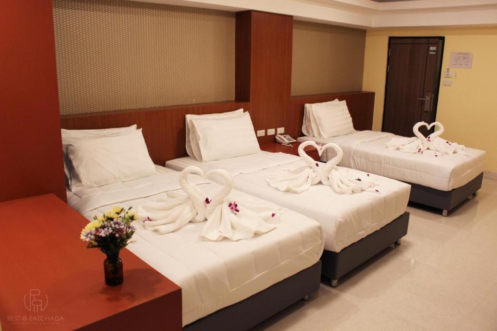 Rest@Ratchada Hotel Bangkok Zewnętrze zdjęcie