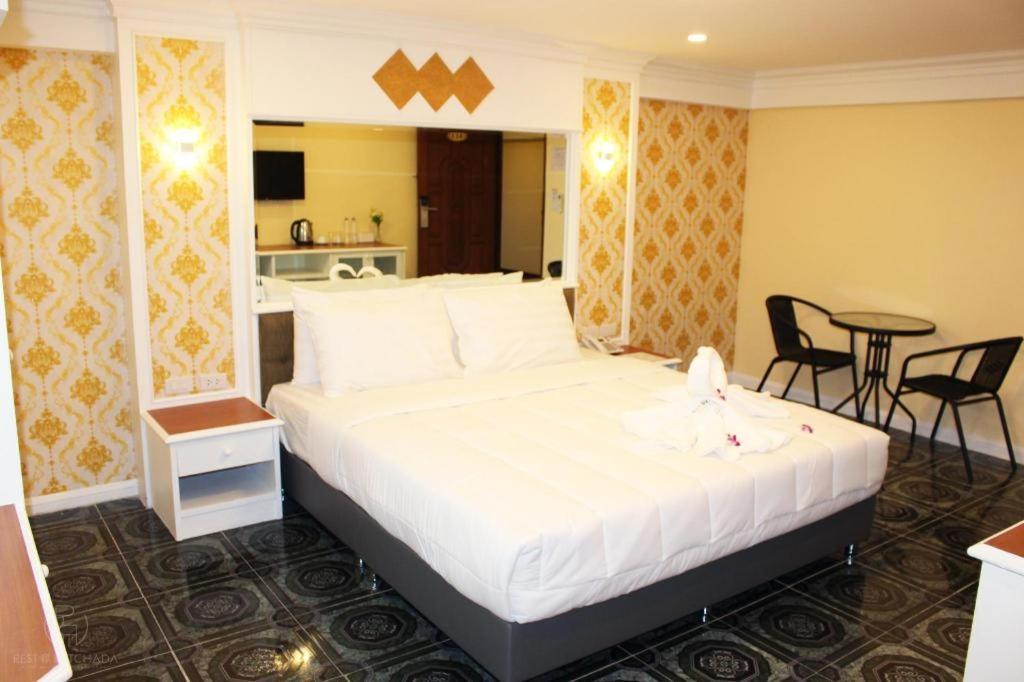 Rest@Ratchada Hotel Bangkok Zewnętrze zdjęcie